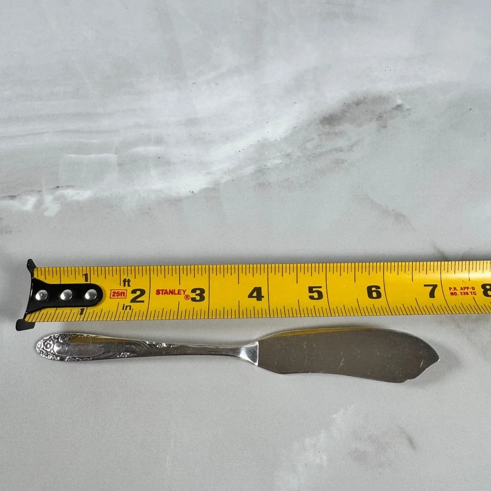 Vintage Oneida Simeon L & George H Rogers Silver Plated‎ Master Butter Knife